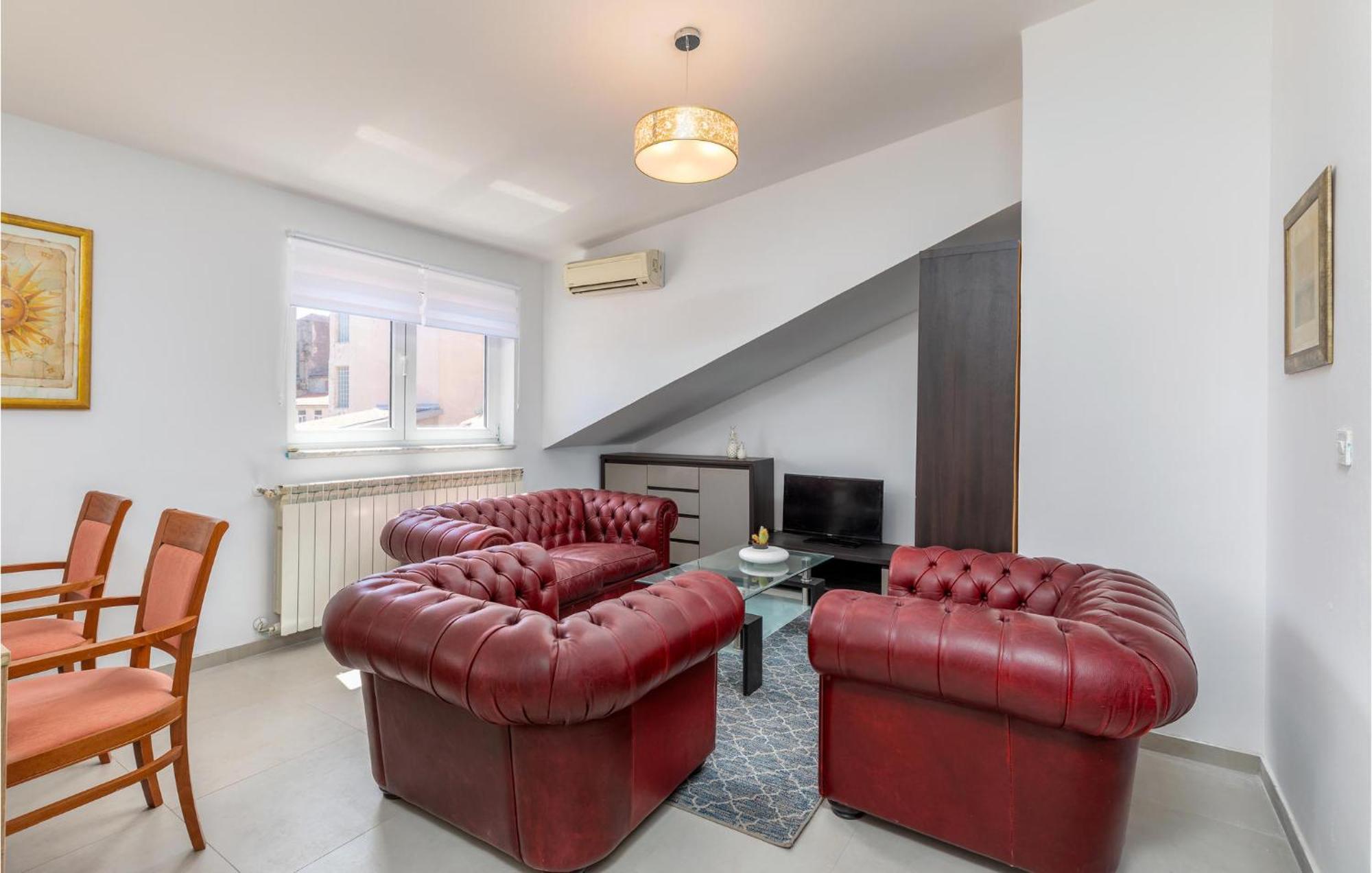 Awesome Apartment In Pula With Wifi エクステリア 写真