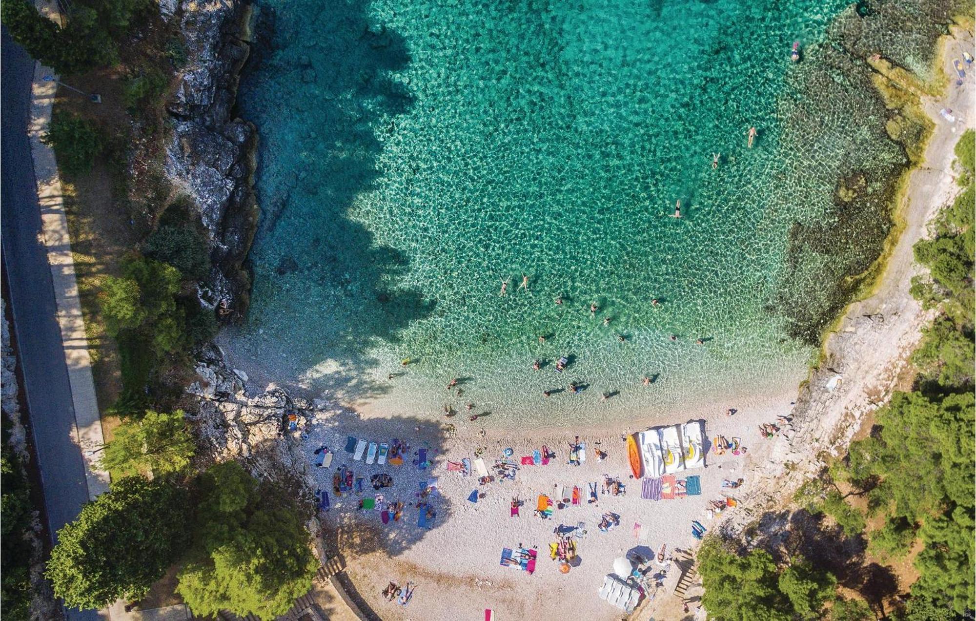 Awesome Apartment In Pula With Wifi エクステリア 写真